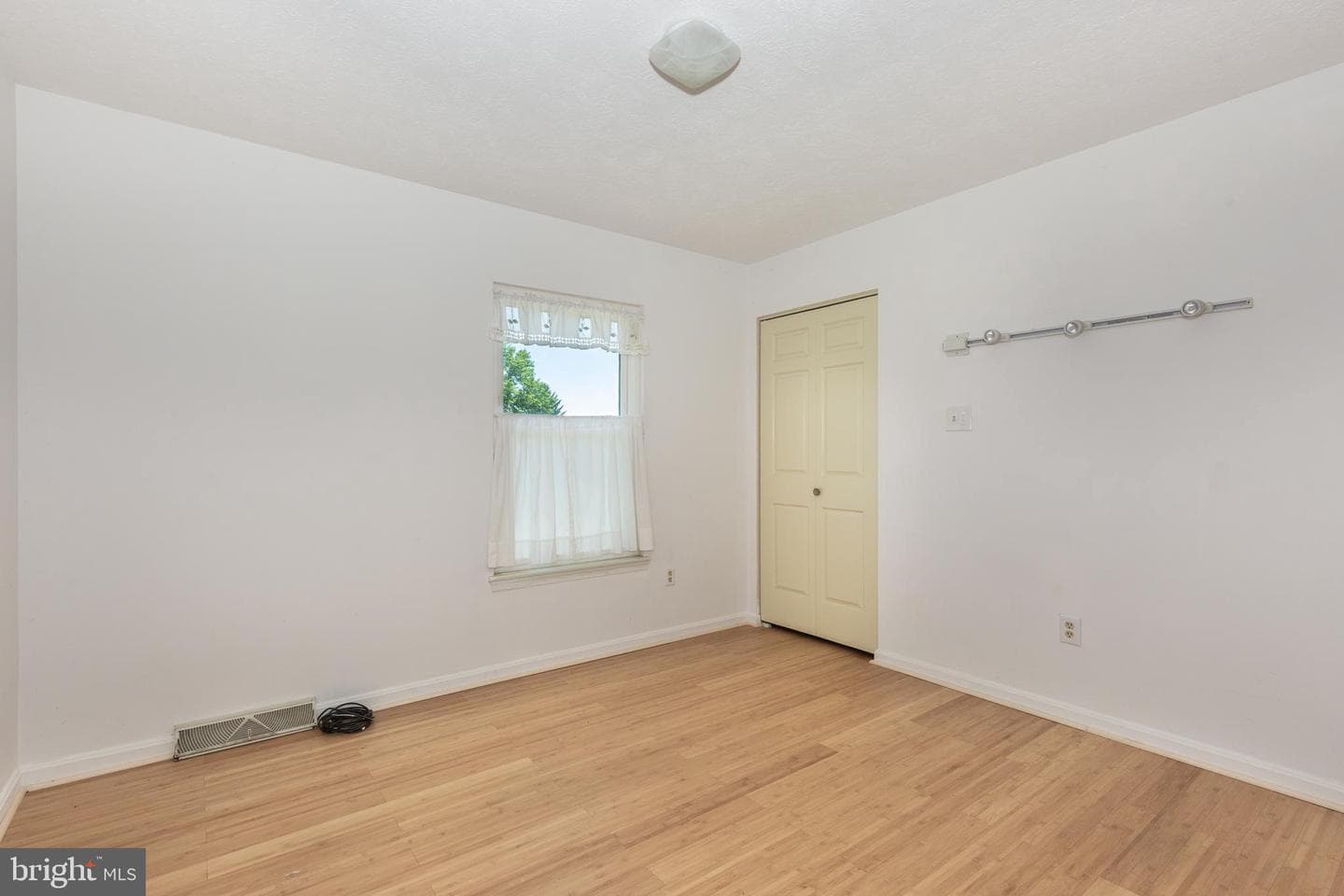 4107 Murphys Run Court photo 12