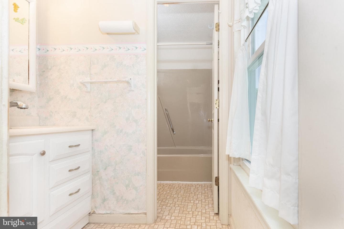 4107 Murphys Run Court photo 18