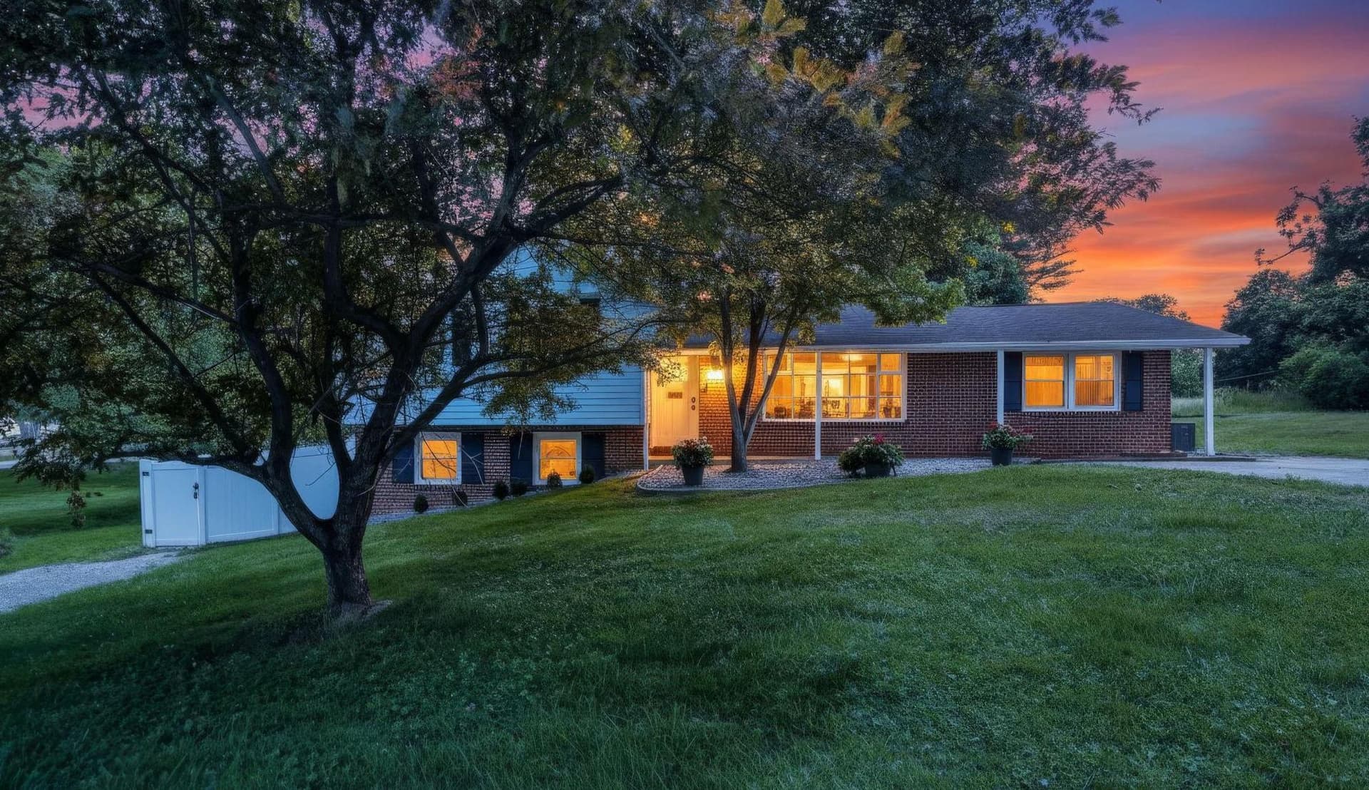 119 Schoolhouse Road, Sykesville