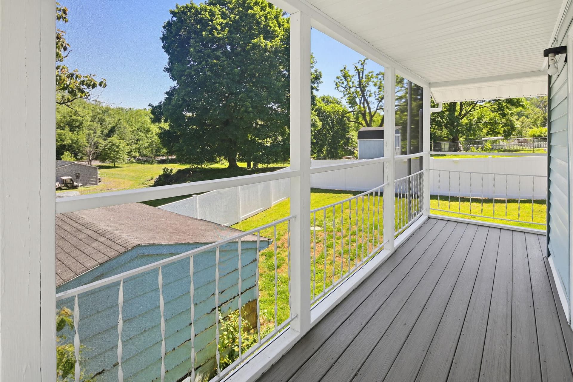 119 Schoolhouse Road photo 40