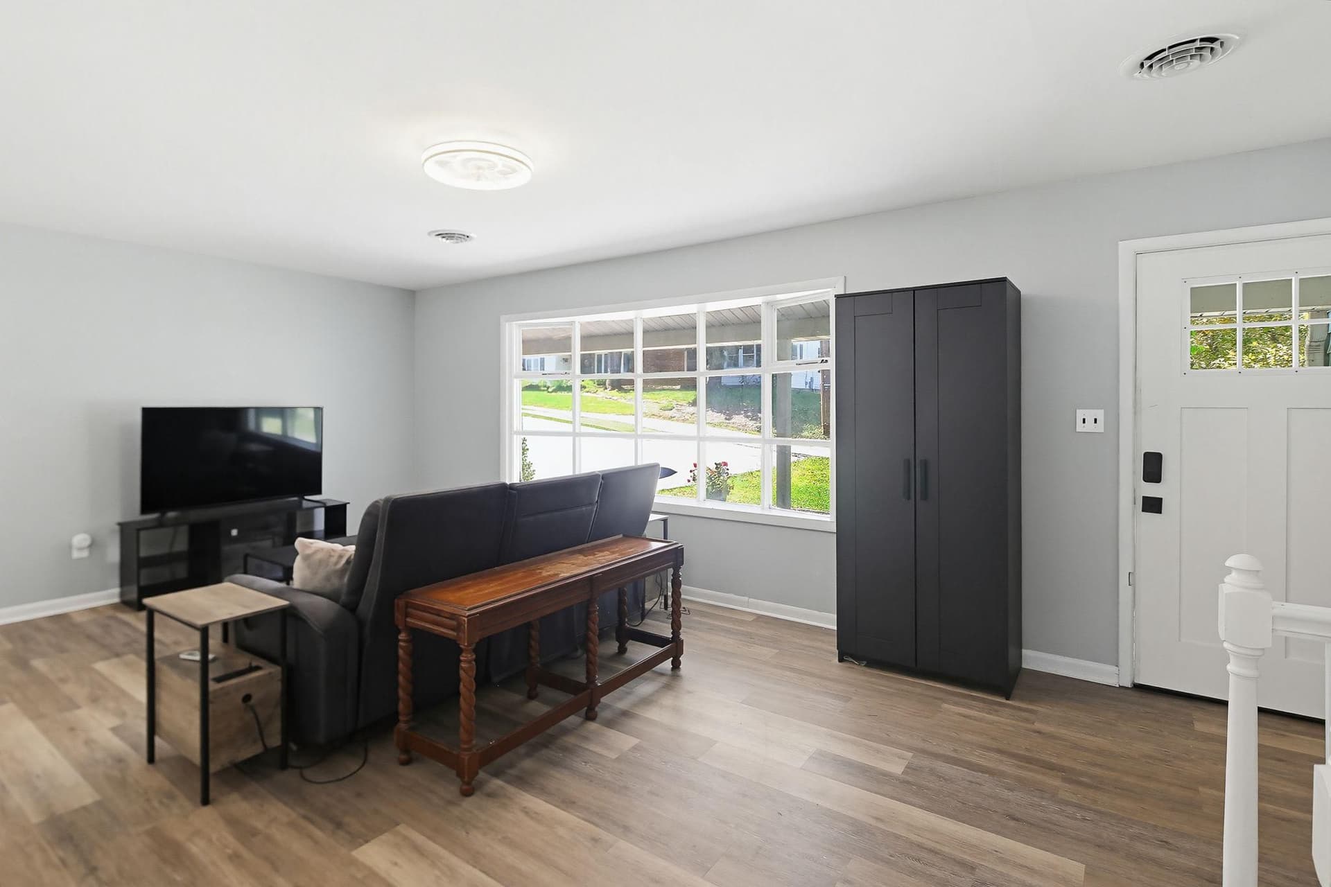 119 Schoolhouse Road photo 6
