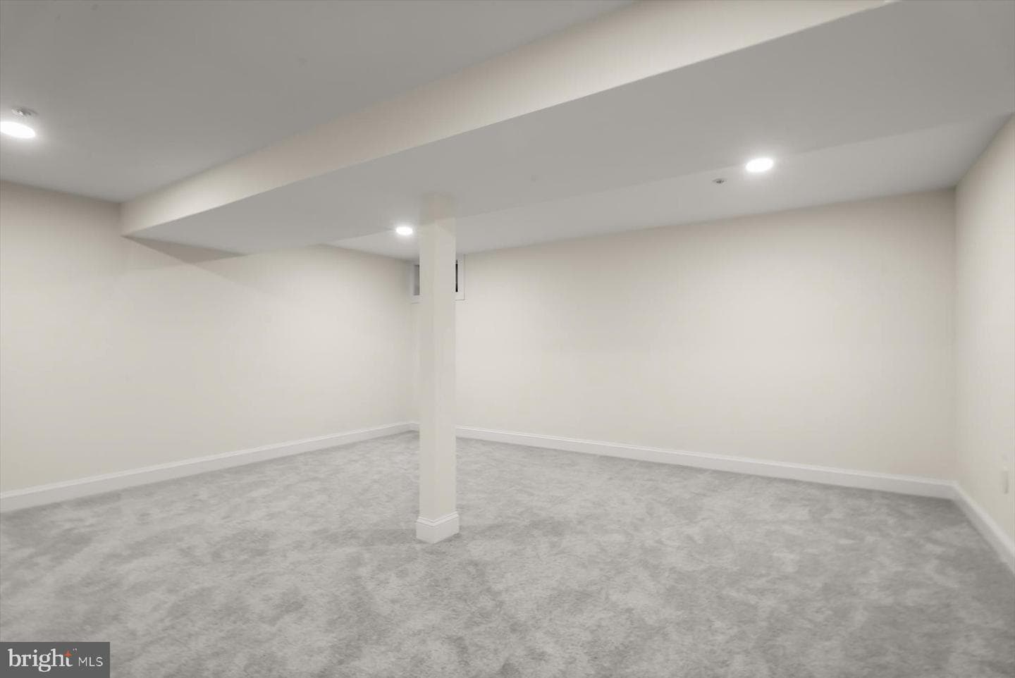 782 Medinah Circle photo 23