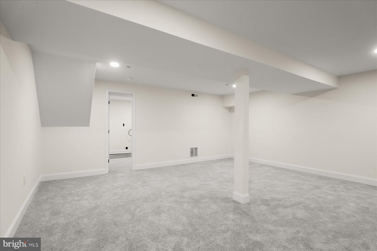 782 Medinah Circle photo 25