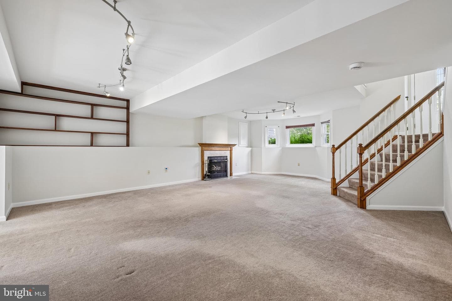 902 Clauser Court photo 5
