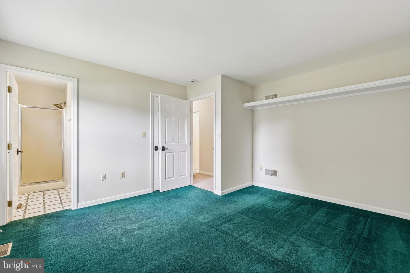 902 Clauser Court photo 64