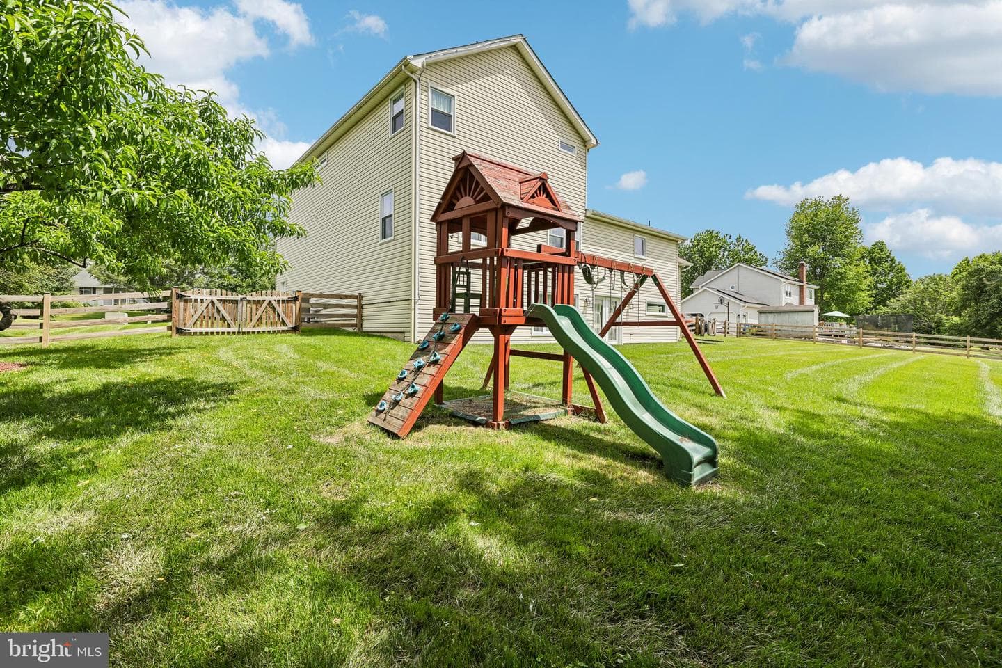 902 Clauser Court photo 80