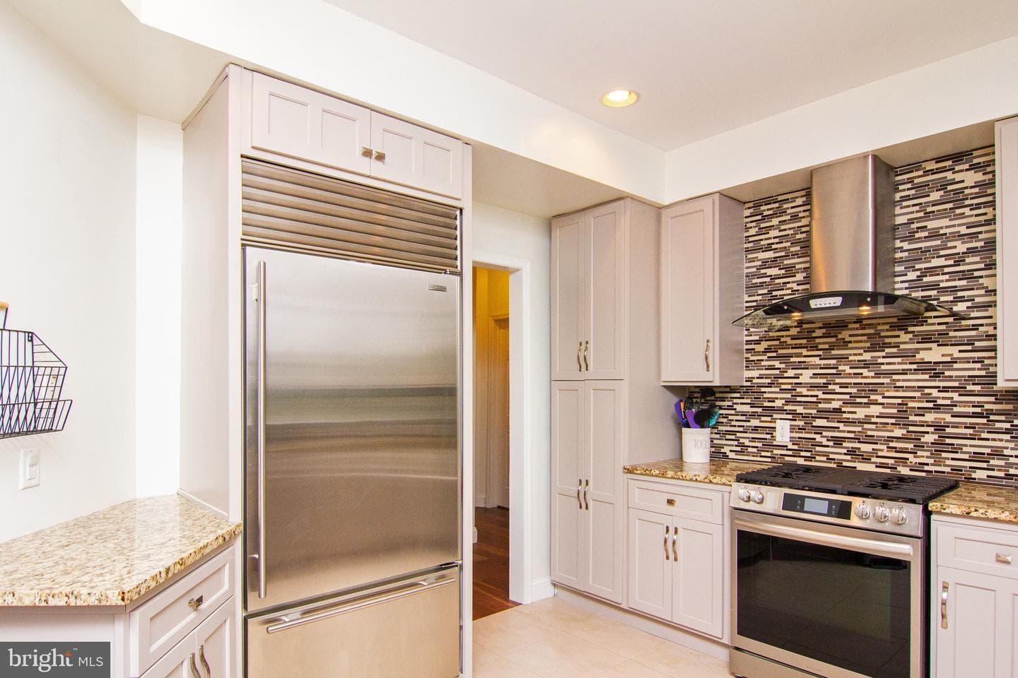 2803 Hilltop Drive photo 12
