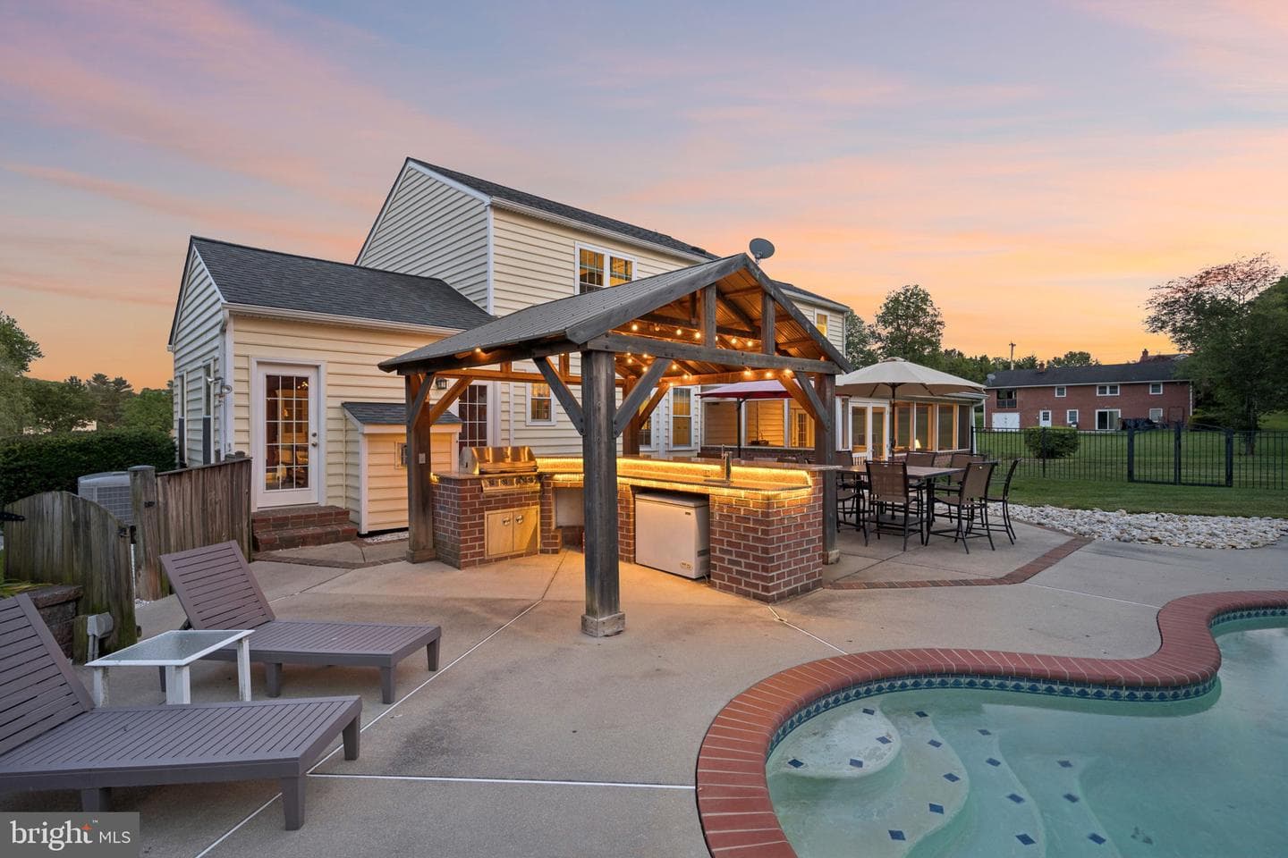 5090 Amantea Way photo 68