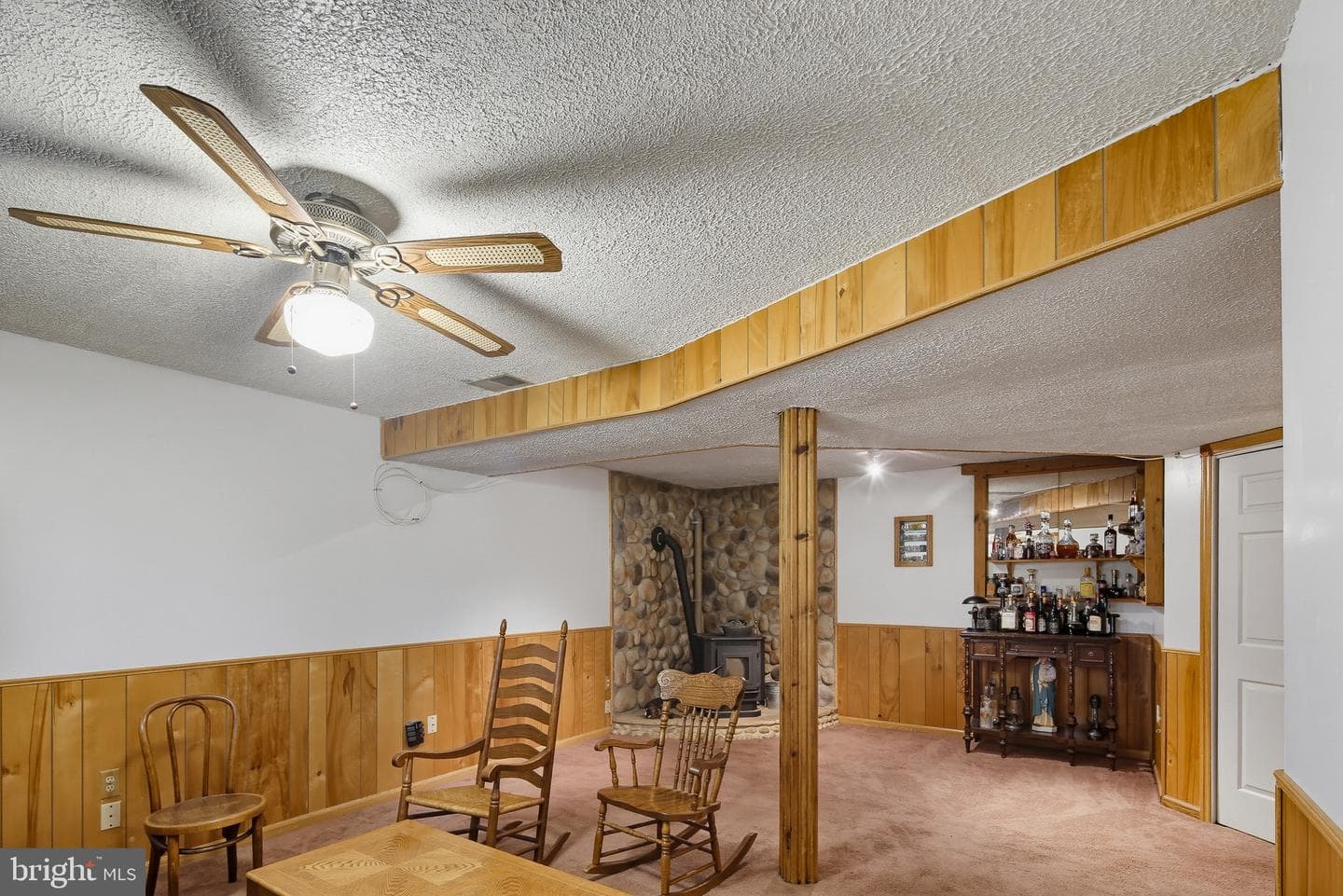 1488 Algonquin Court photo 24