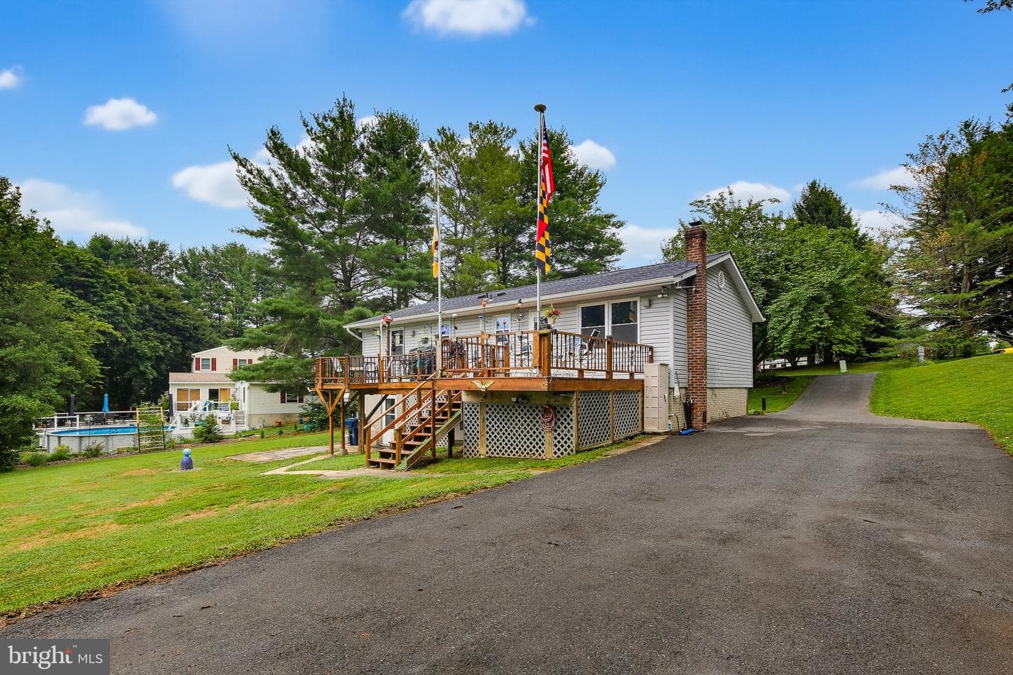 1488 Algonquin Court photo 32