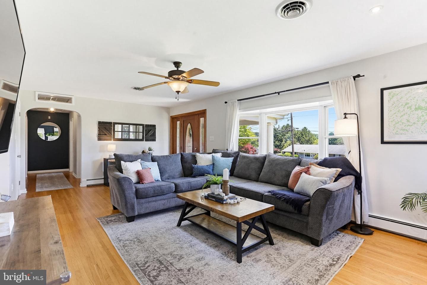 1644 Saint Paul Street photo 3