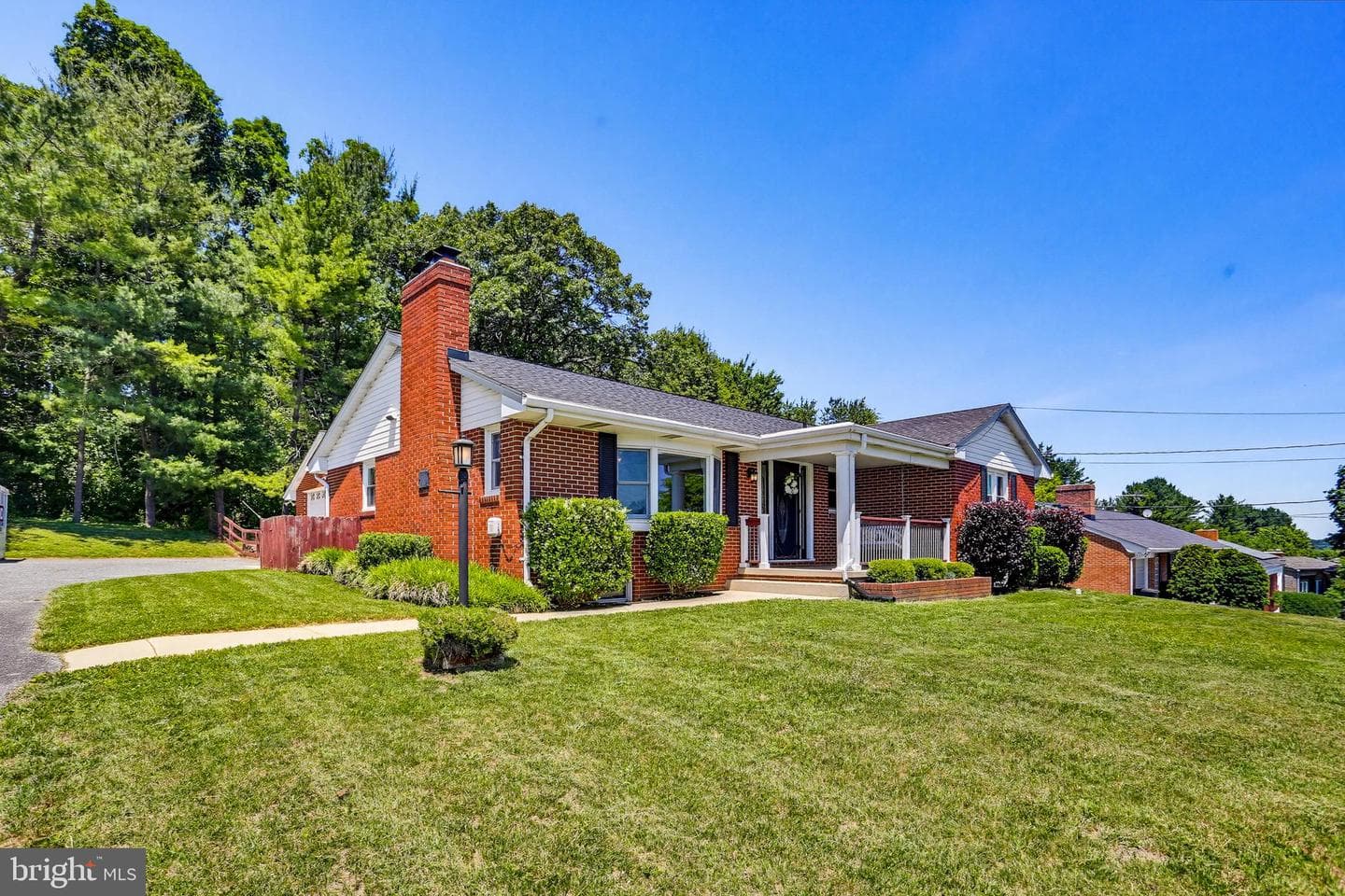 1644 Saint Paul Street photo 34
