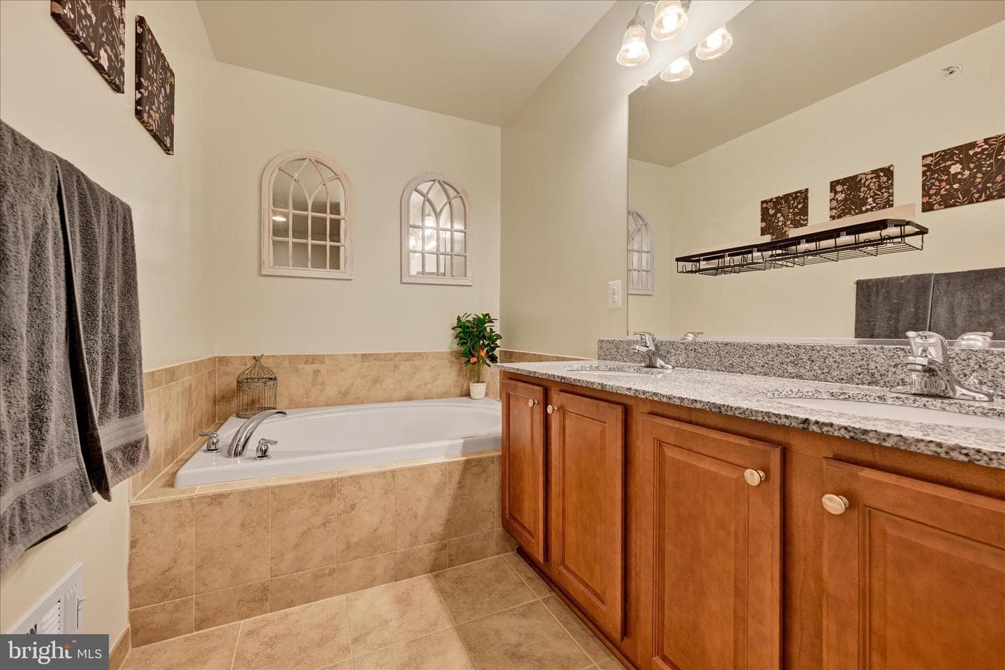 1820 Cassandra Drive #114 photo 27