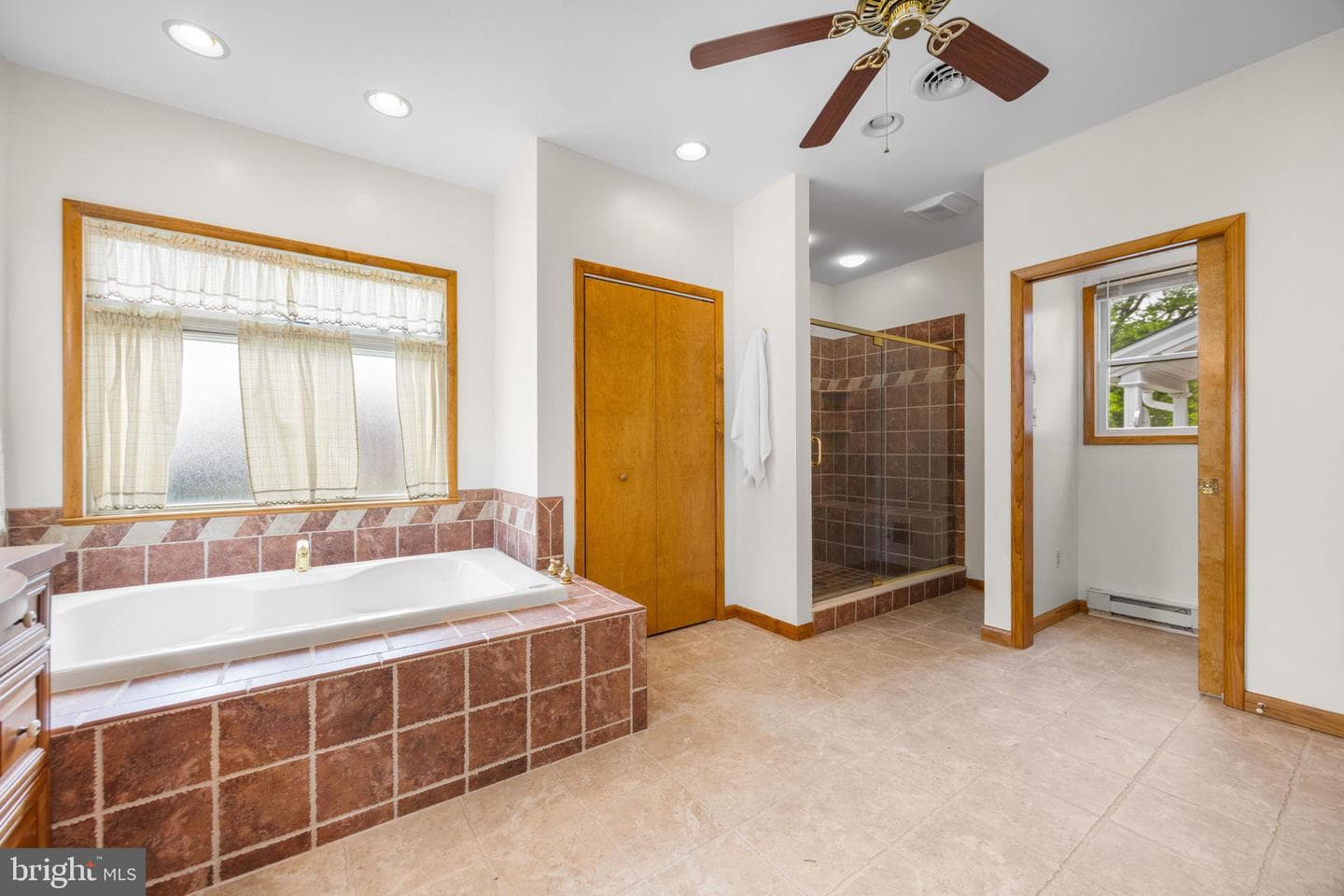 2883 Park Avenue photo 32