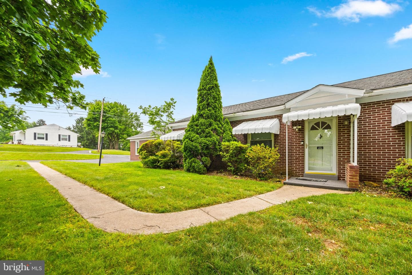 2883 Park Avenue photo 4