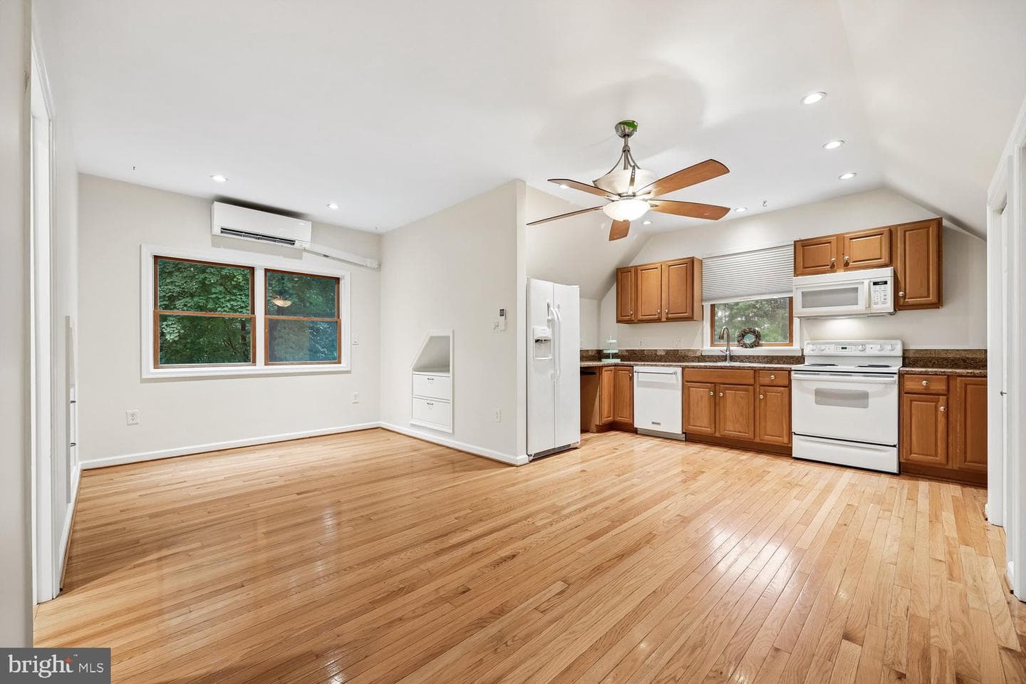 2404 Braddock Road photo 41