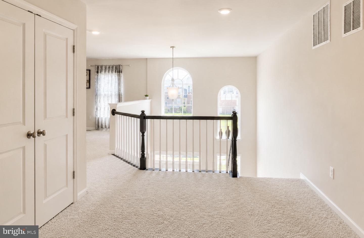 720 Scarlet Sky Drive photo 11