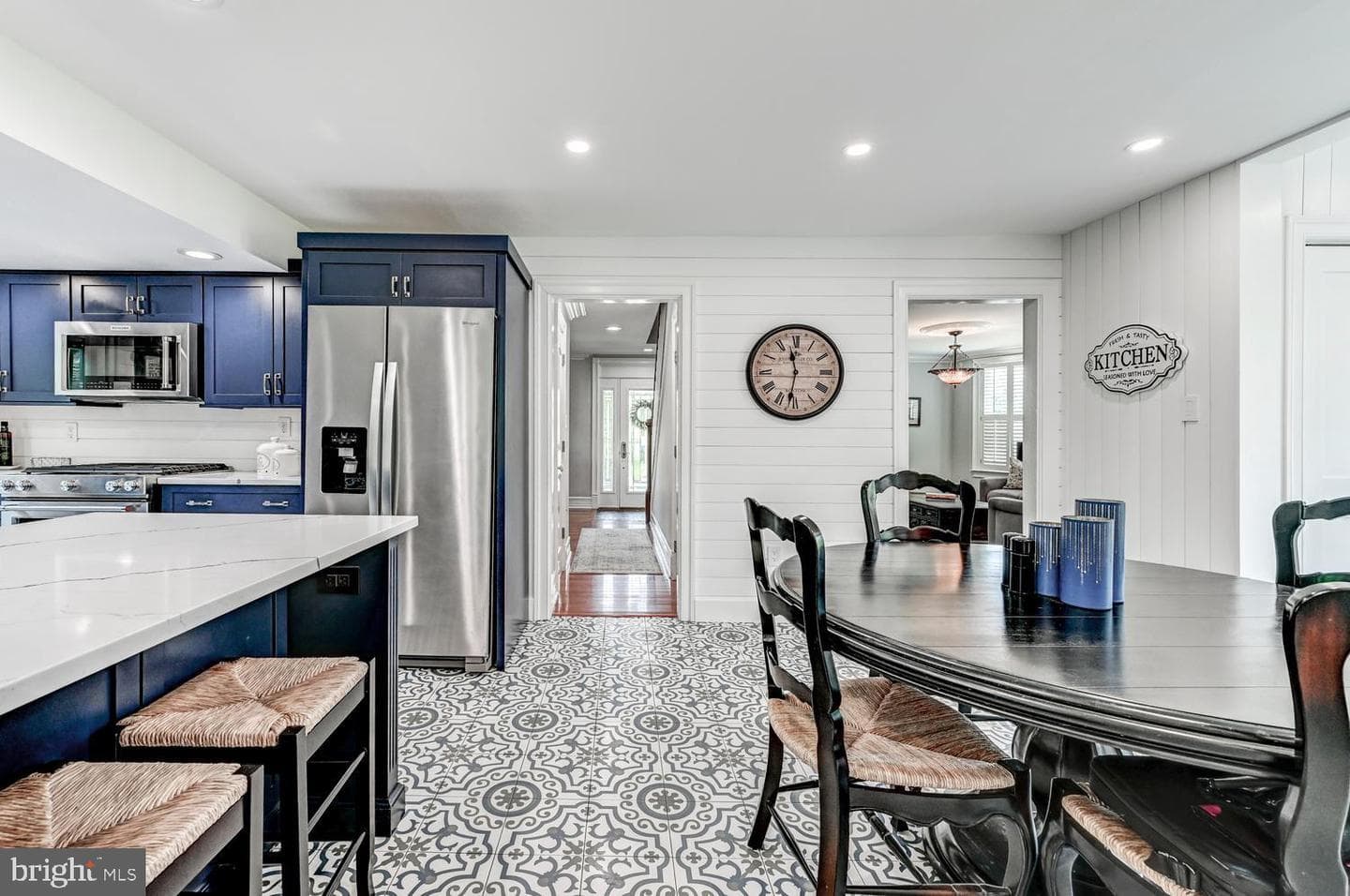 2546 Hollingsworth Road photo 14
