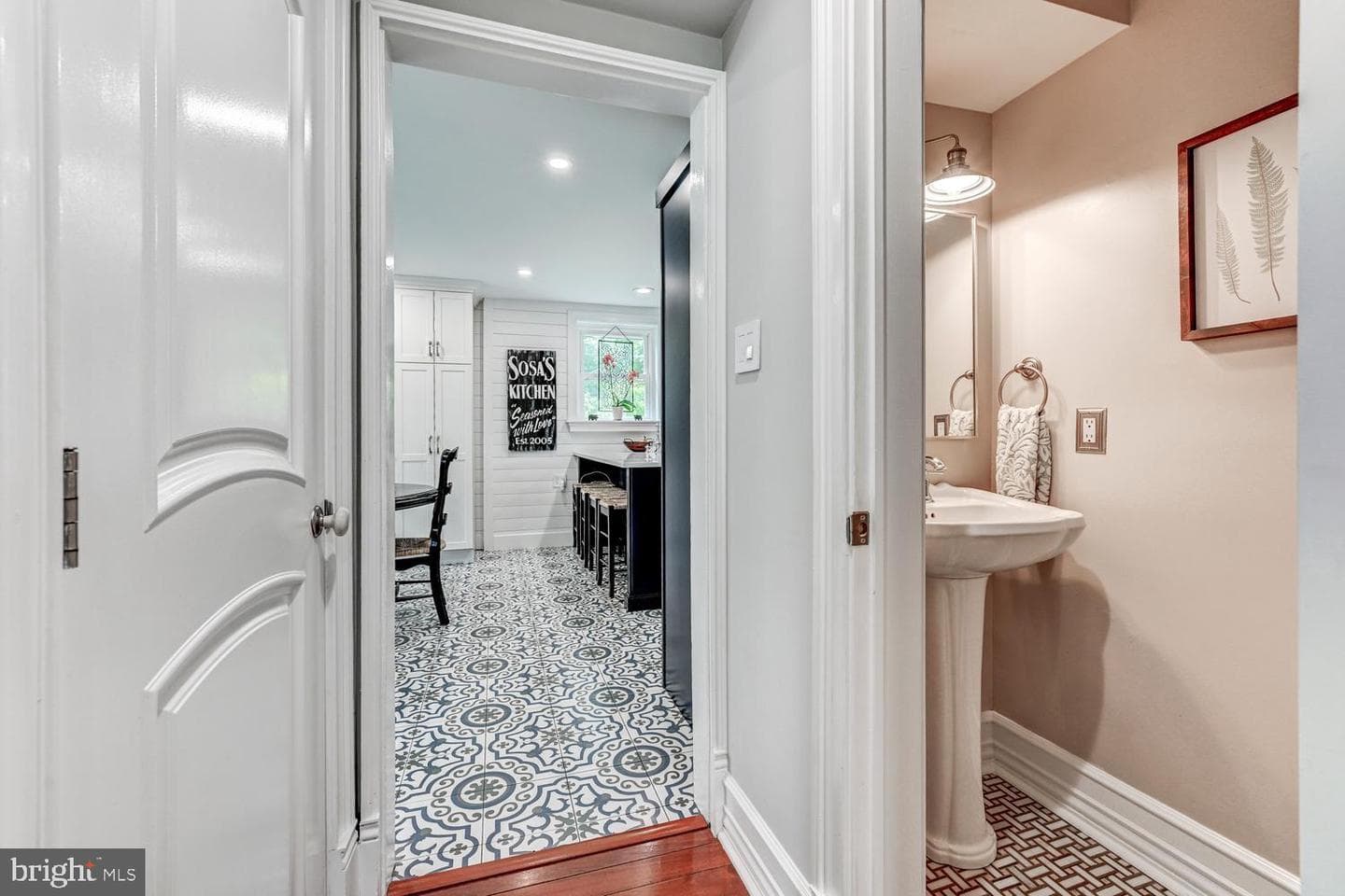 2546 Hollingsworth Road photo 24