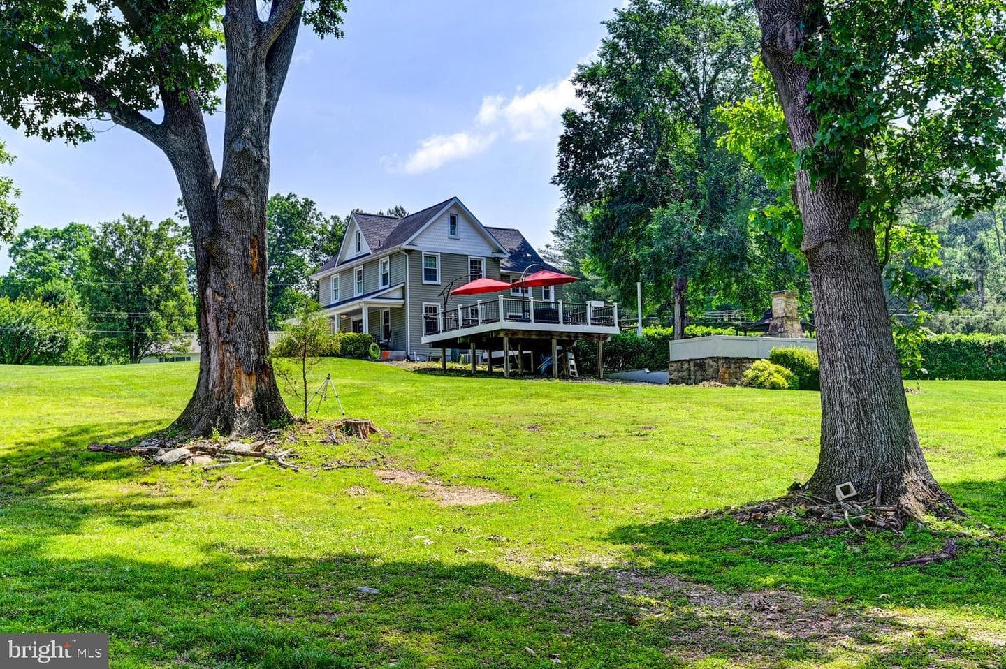 2546 Hollingsworth Road photo 52