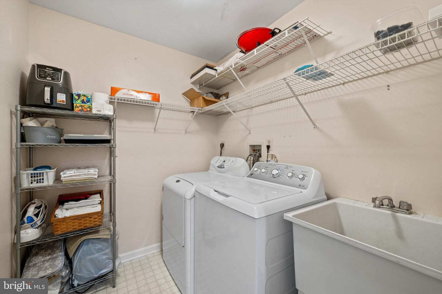 4915 Jalmia Road photo 11