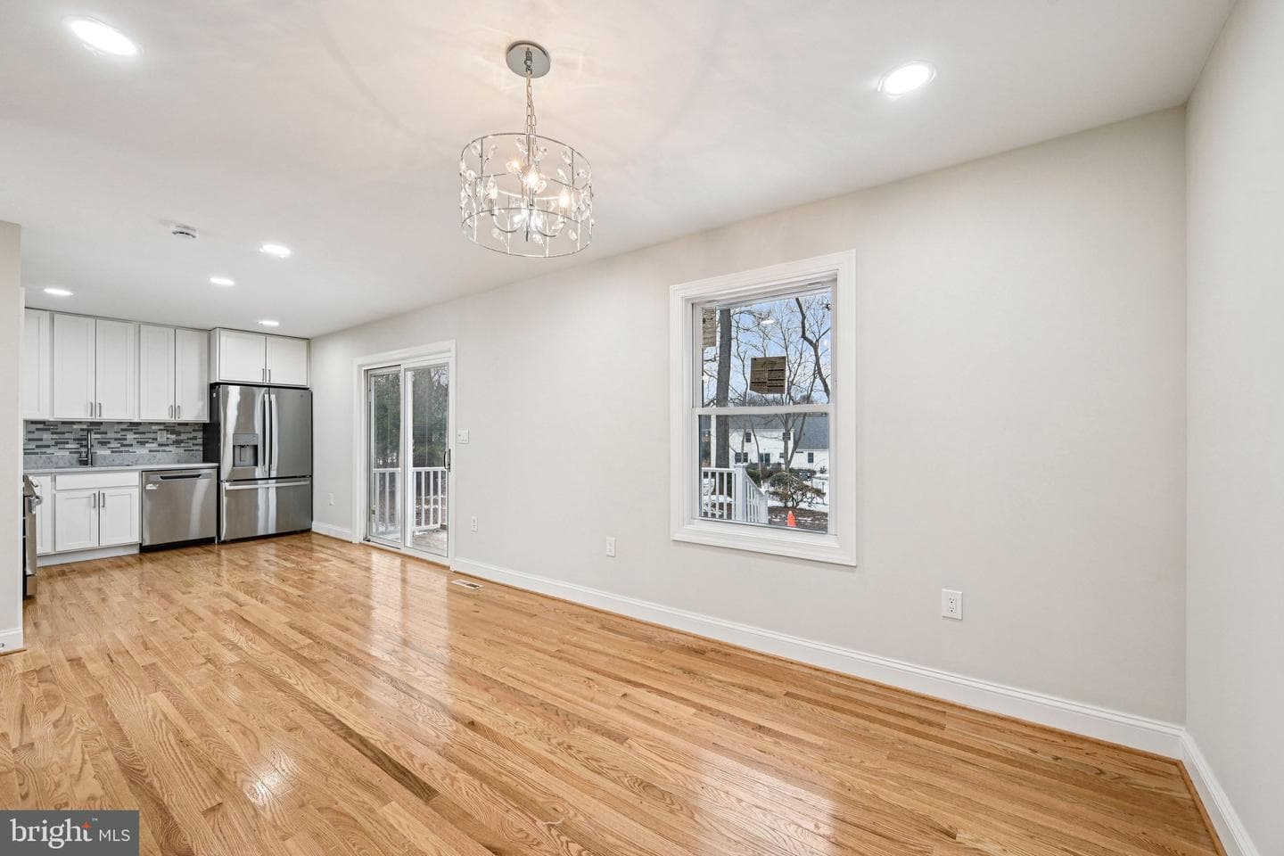 5806 Miriam Drive photo 12