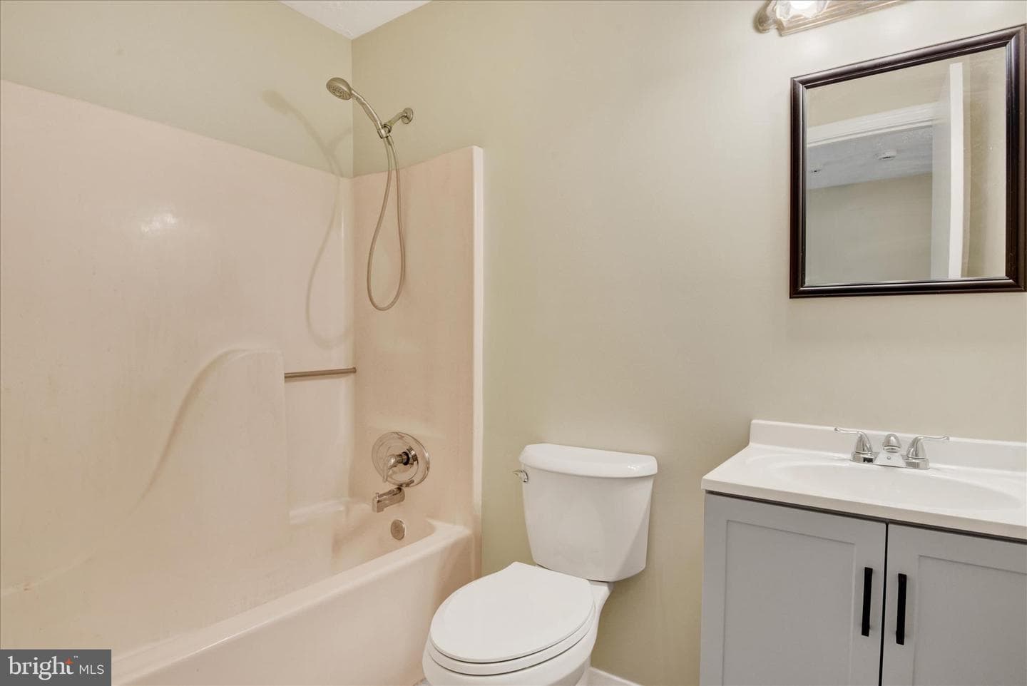 317 Stacy Lee Drive photo 16