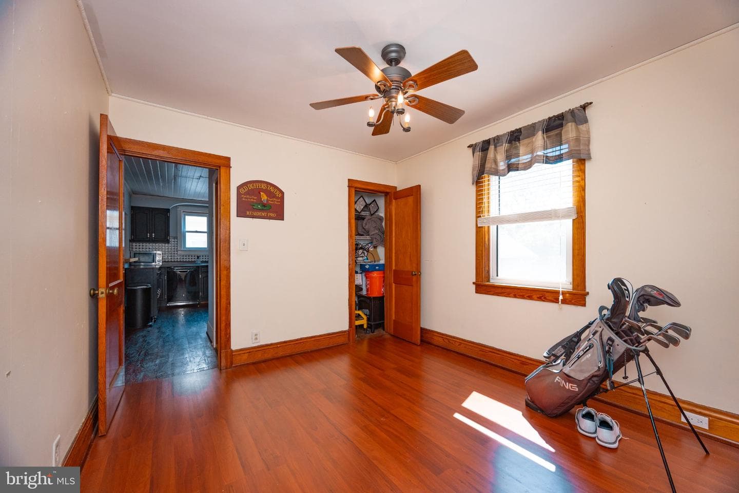 515 Locust photo 59