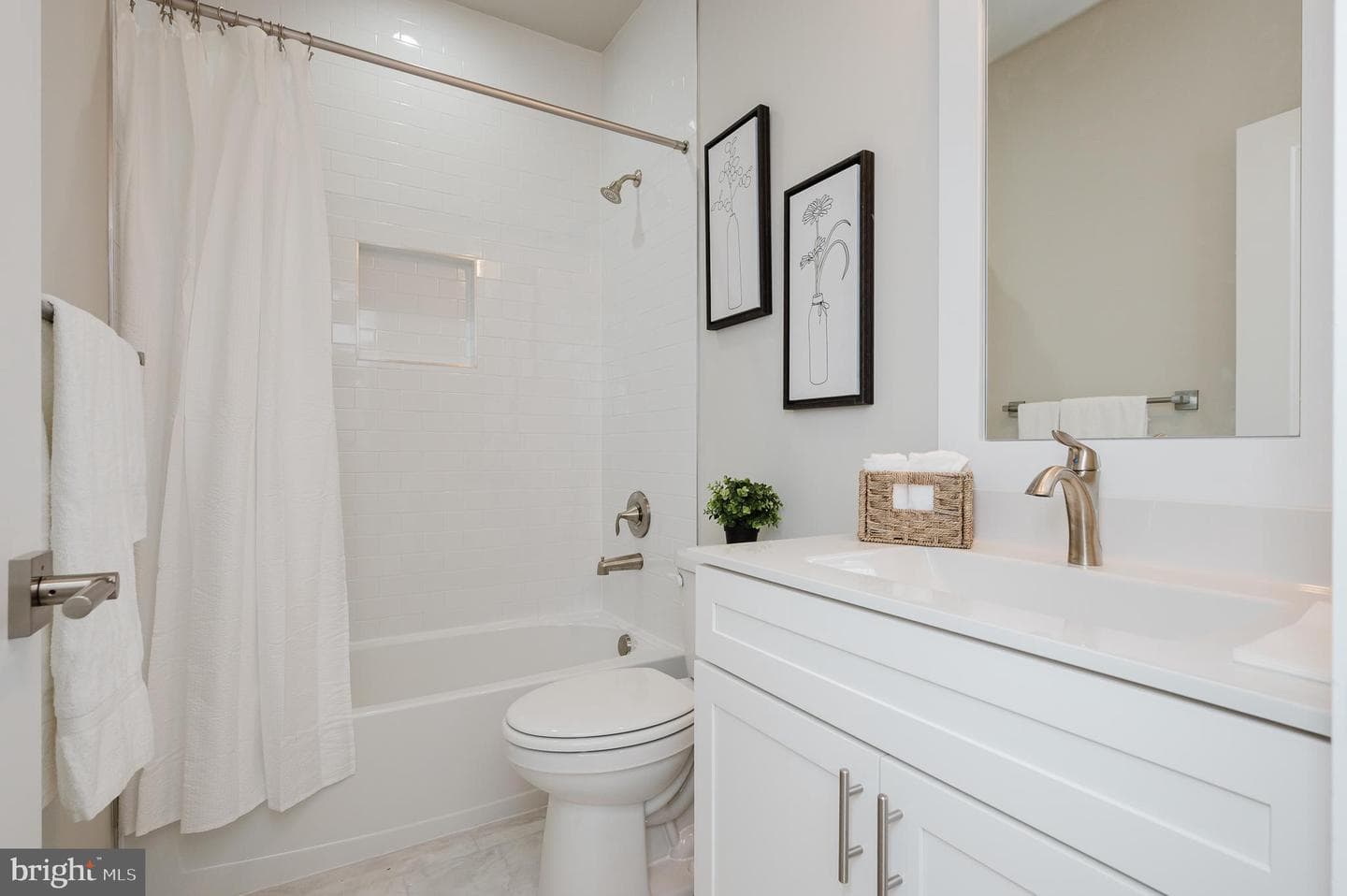 2527a Fourleaf Drive photo 40
