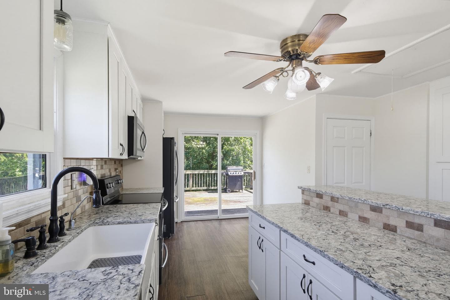 4307 Howard Drive photo 9