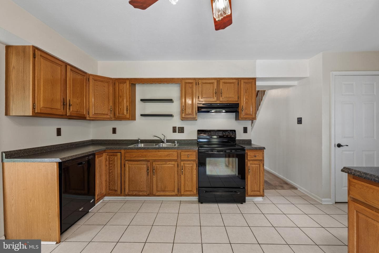 785 Woodsman Circle photo 19