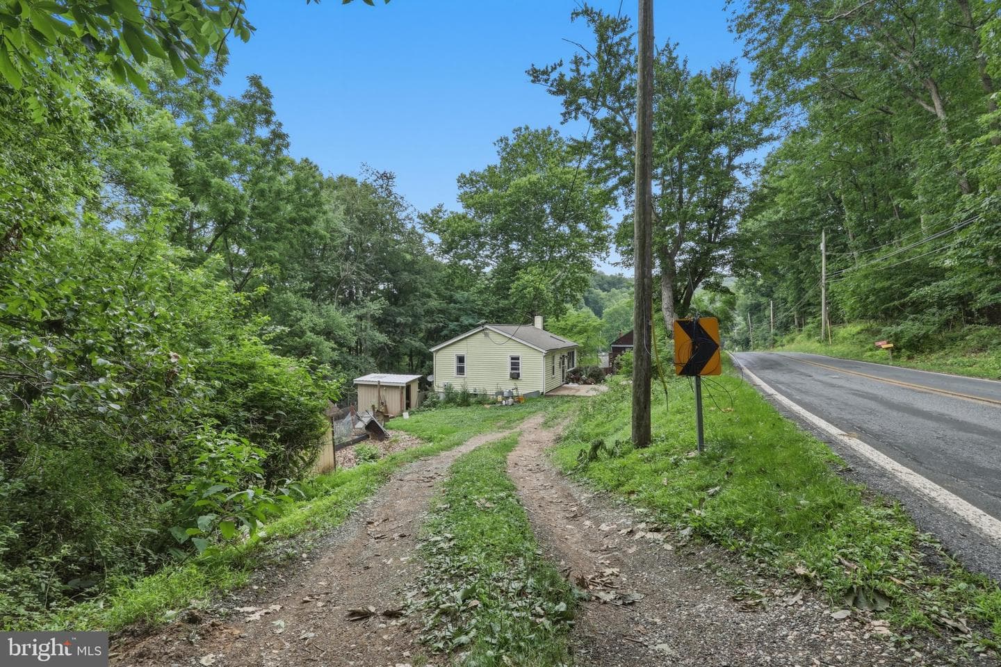 106 E Deep Run Road photo 17