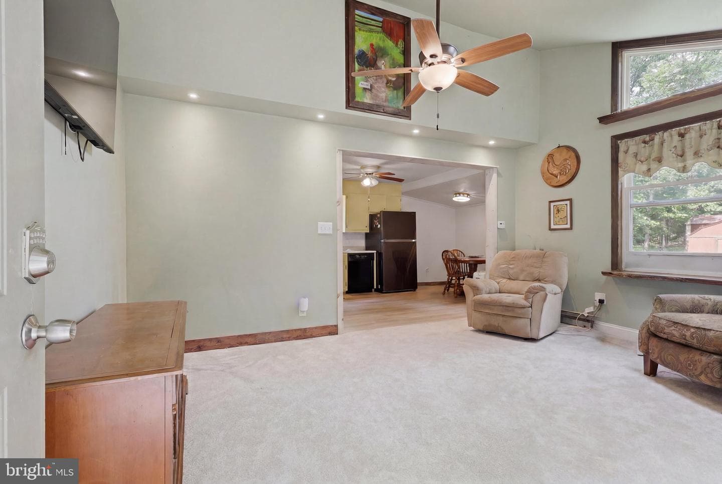 106 E Deep Run Road photo 8