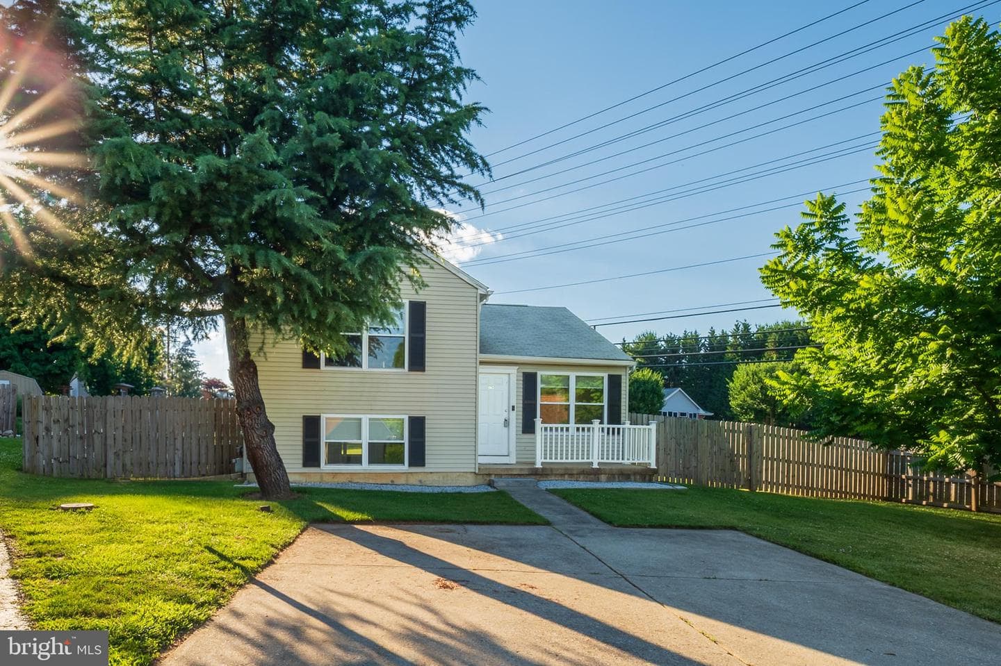 1003 Berkley Dr, Sykesville
