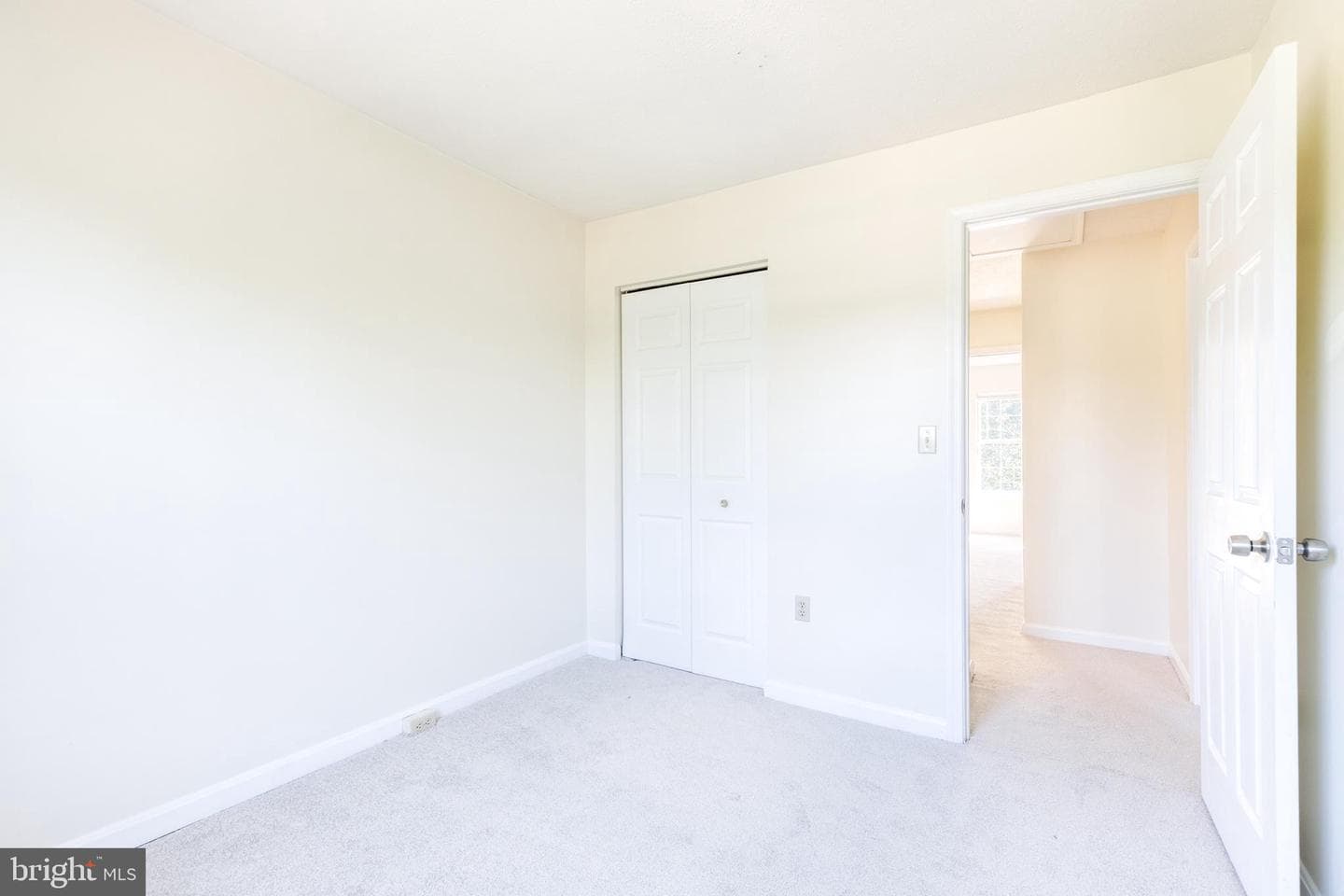 710 Medinah Circle photo 20
