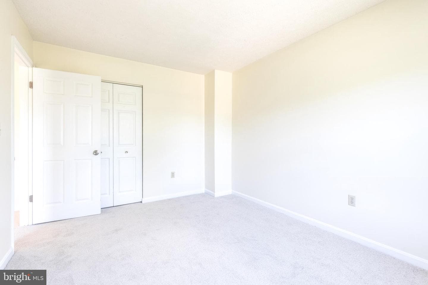 710 Medinah Circle photo 22