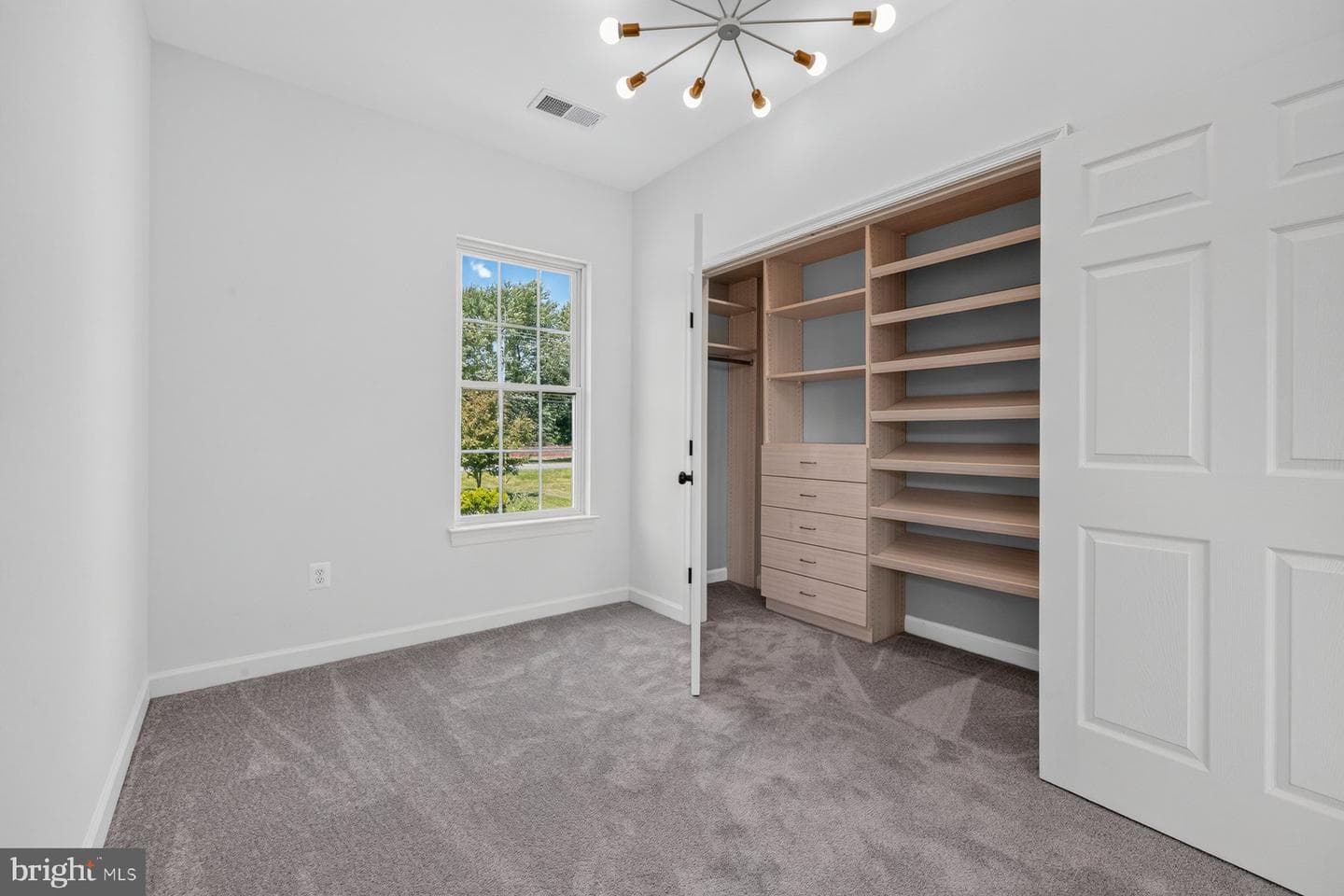 5891 Woodbine Road photo 28