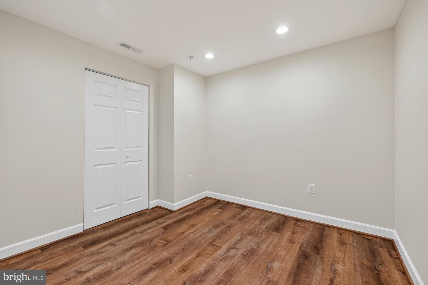 5891 Woodbine Road photo 39