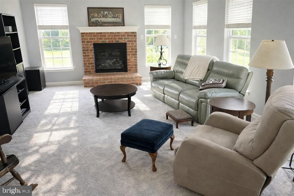 2521 Karen Way photo 4