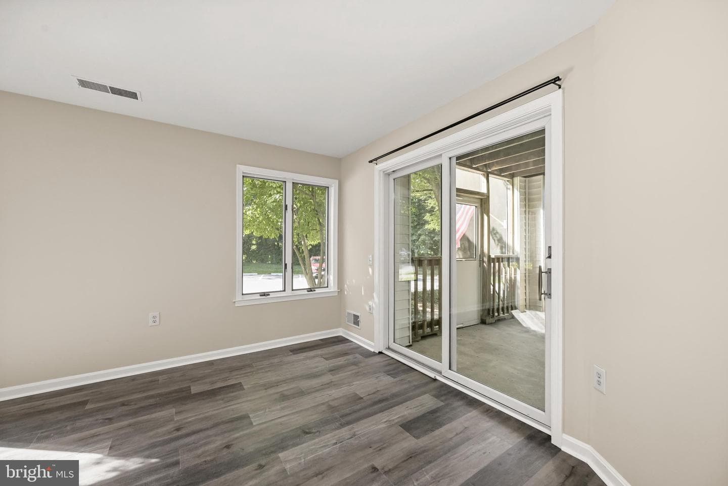 395 Kingsbury Way #c11 photo 17