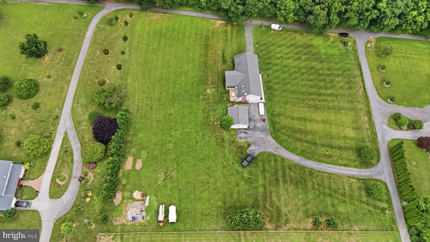2910 Clear Hill Lane photo 4