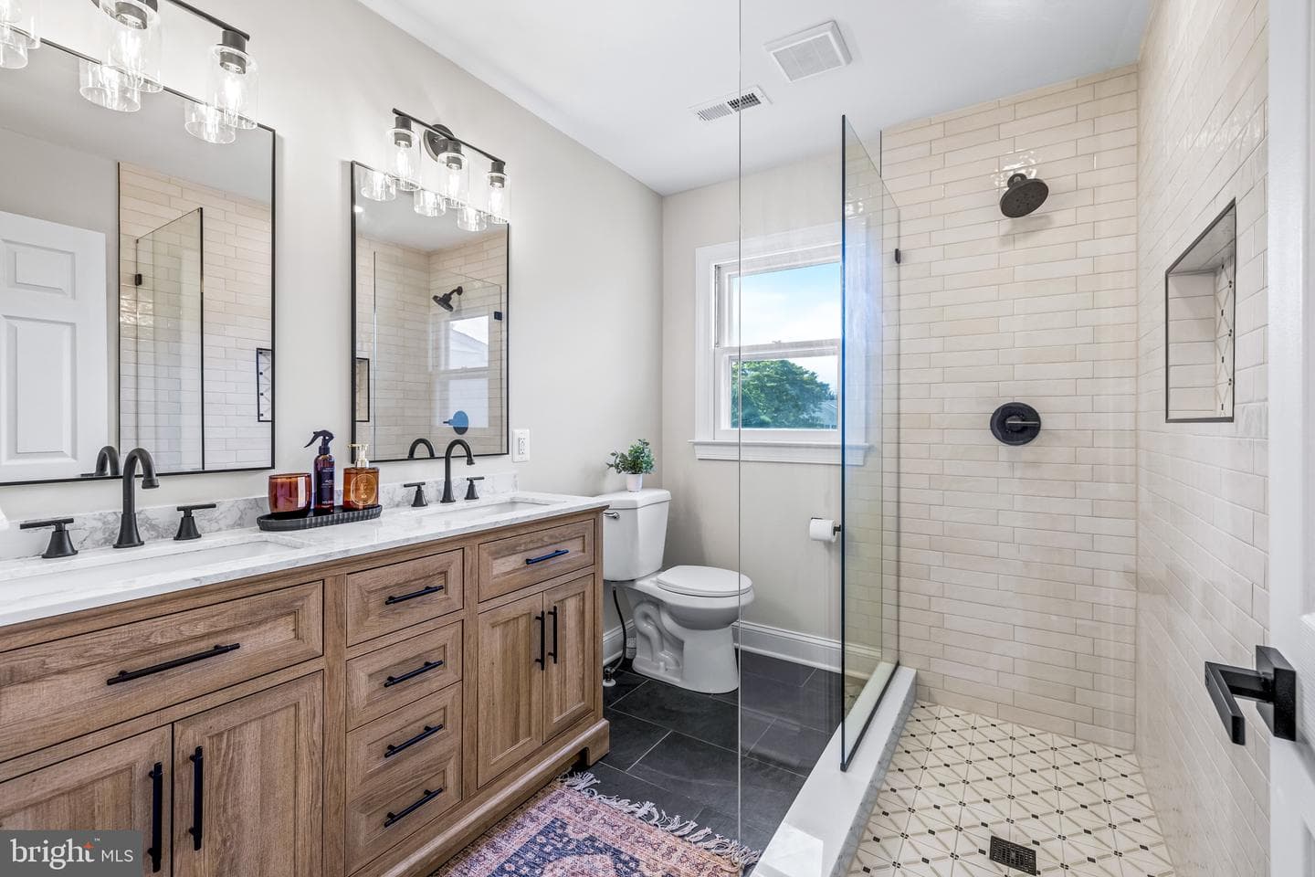 1733 Bollinger Road photo 18