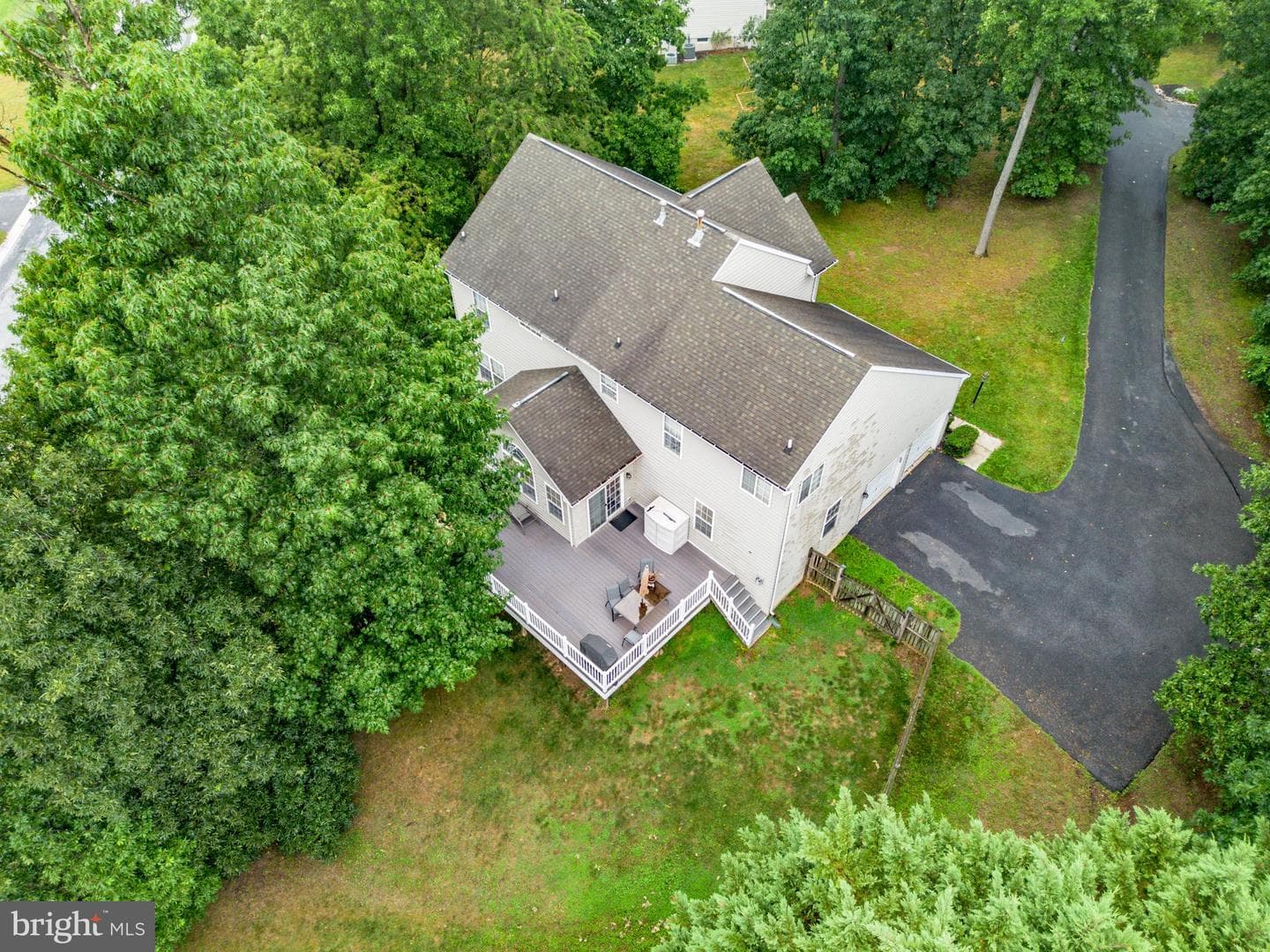 2805 Ridgeleigh Court photo 47