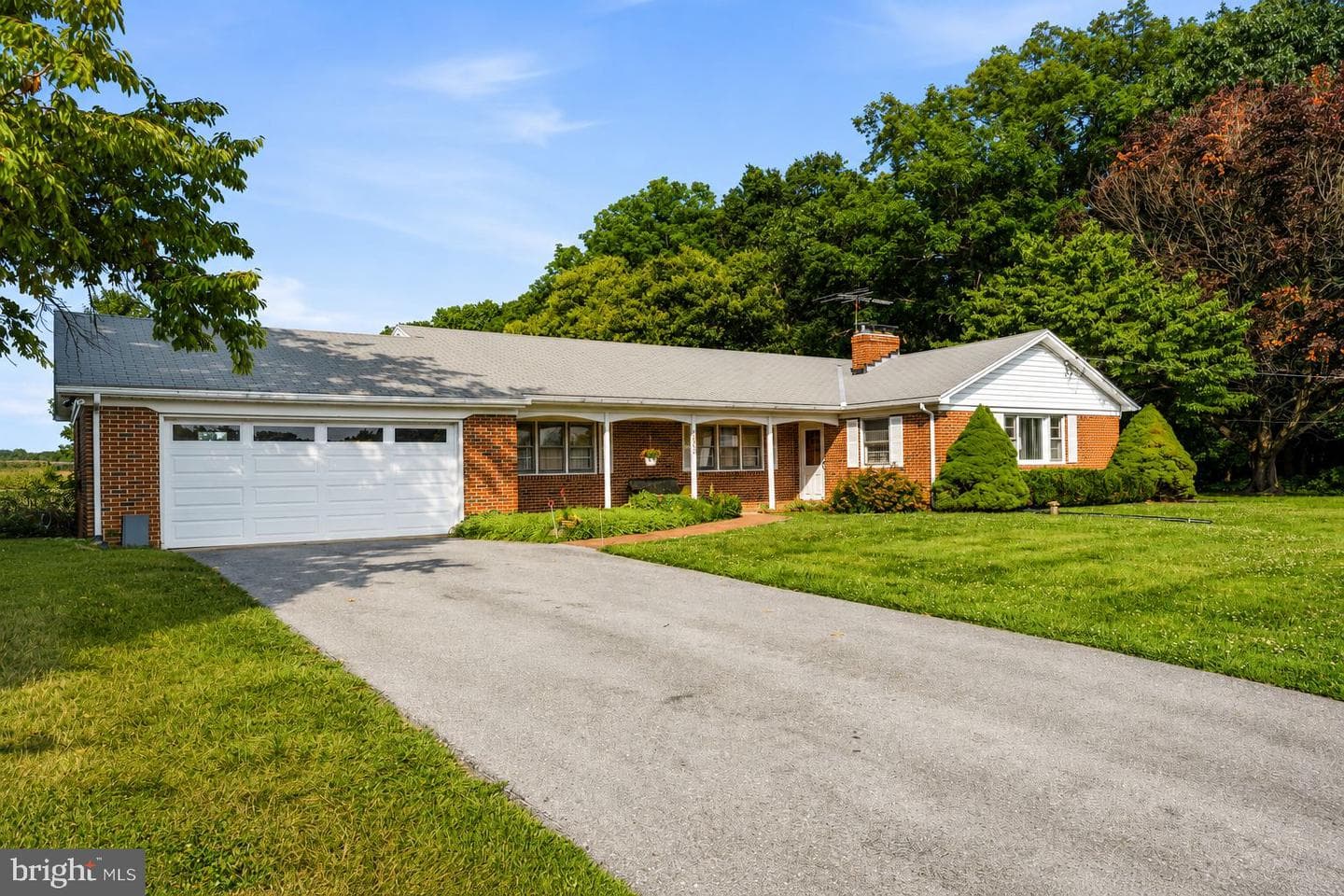 5049 Braddock Road photo 4