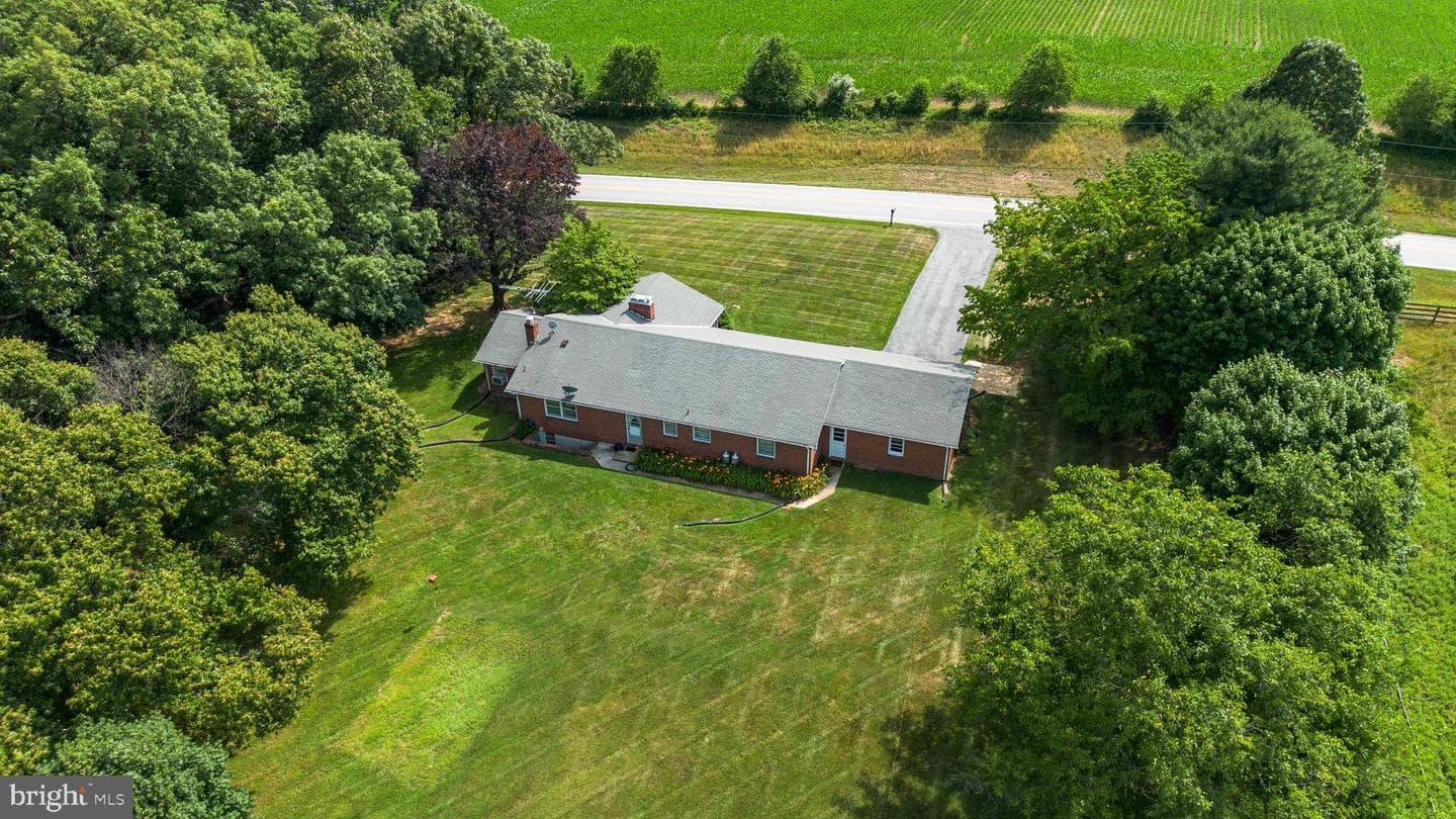 5049 Braddock Road photo 40