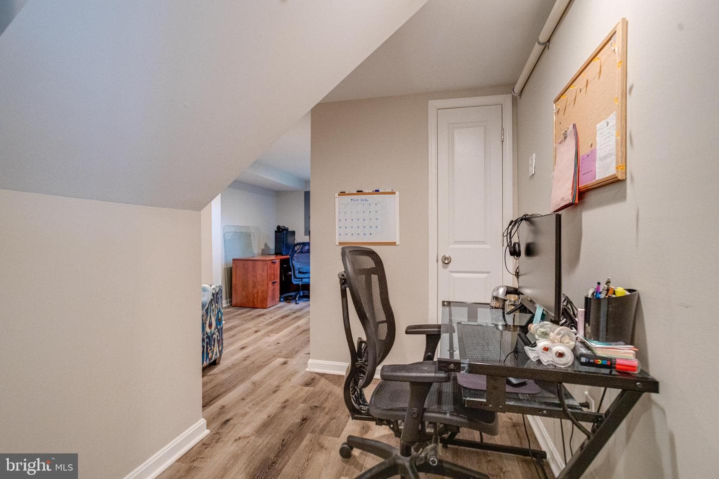 2552 Arthur Avenue photo 40