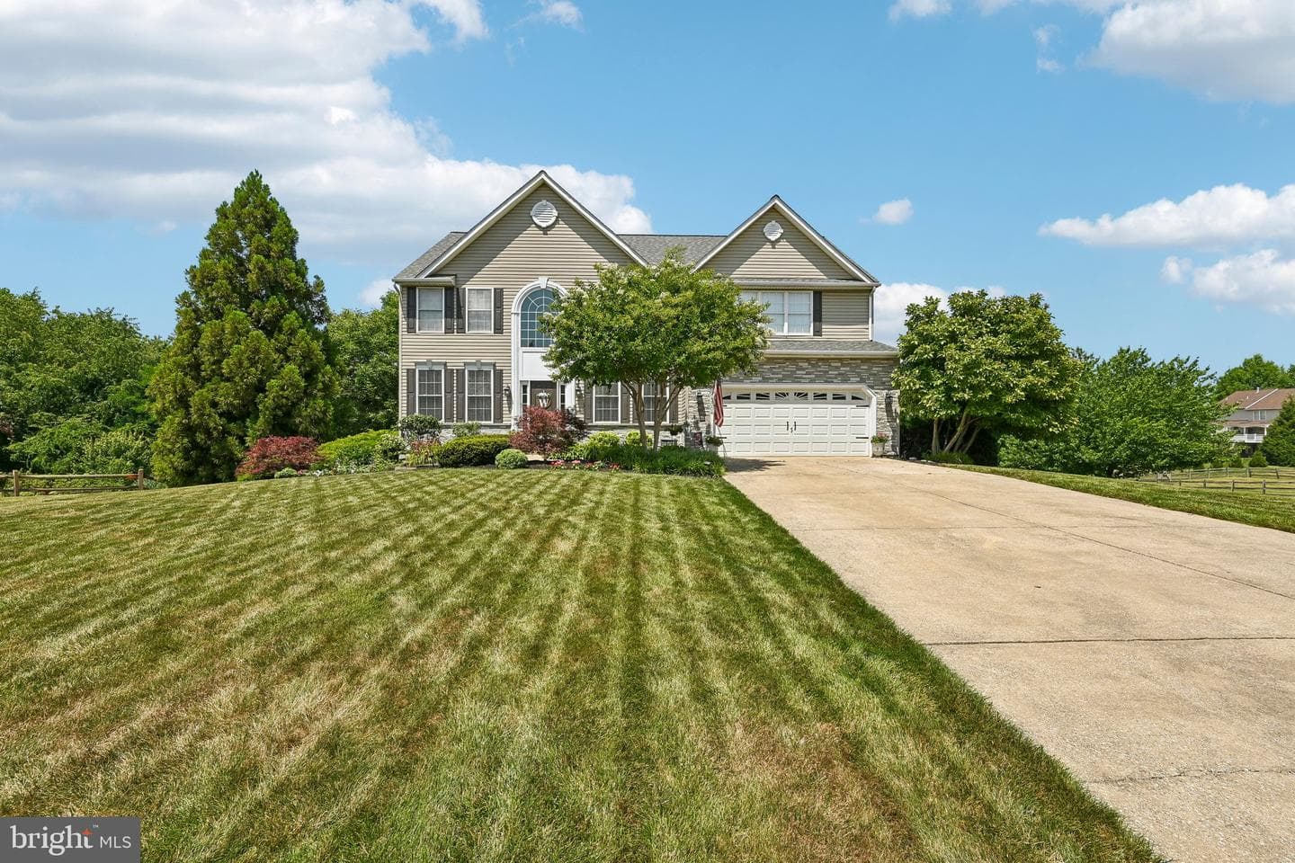 1004 Crimson Cloud Court, Mount Airy