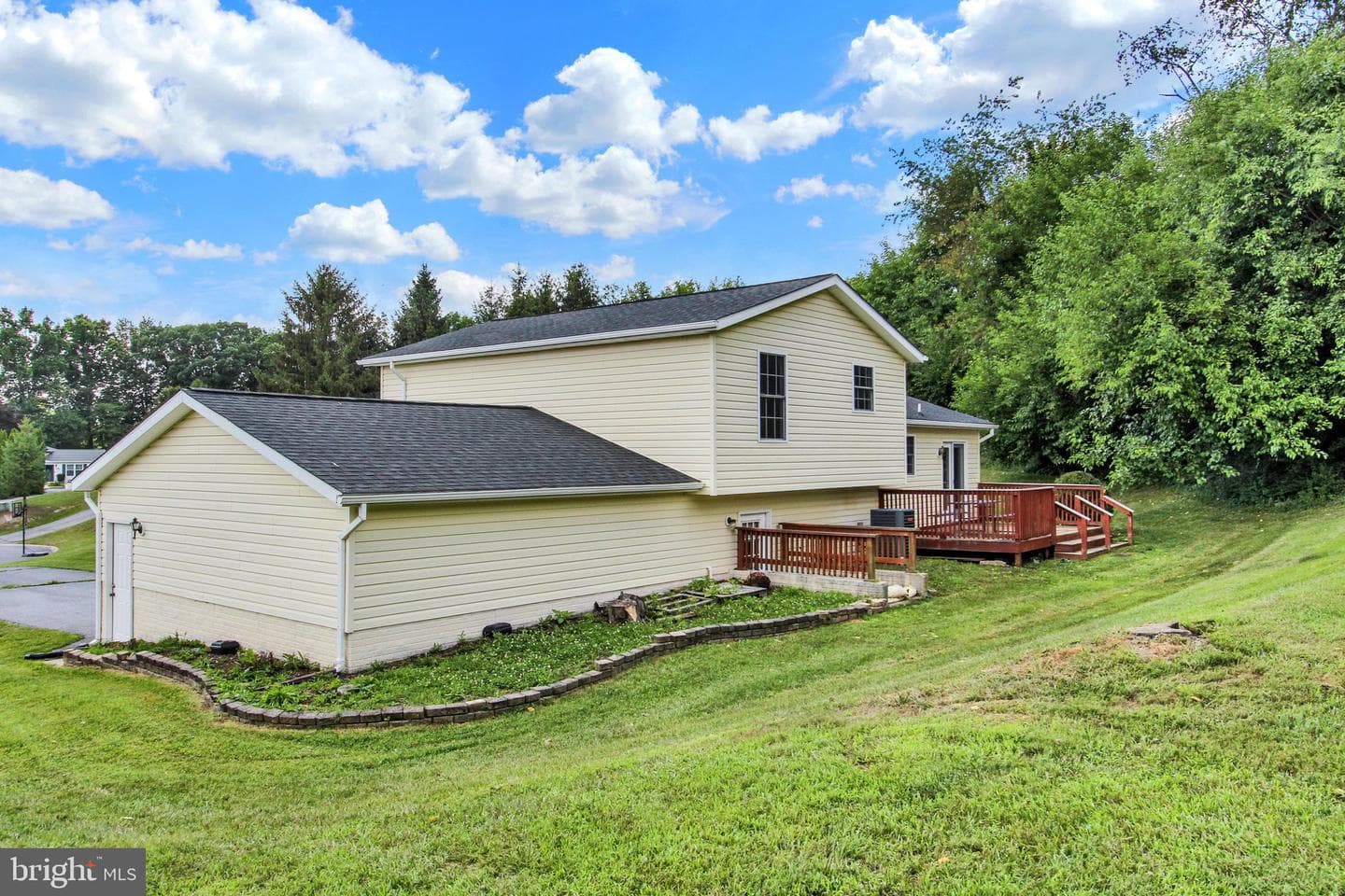 4724 Trail Court photo 36