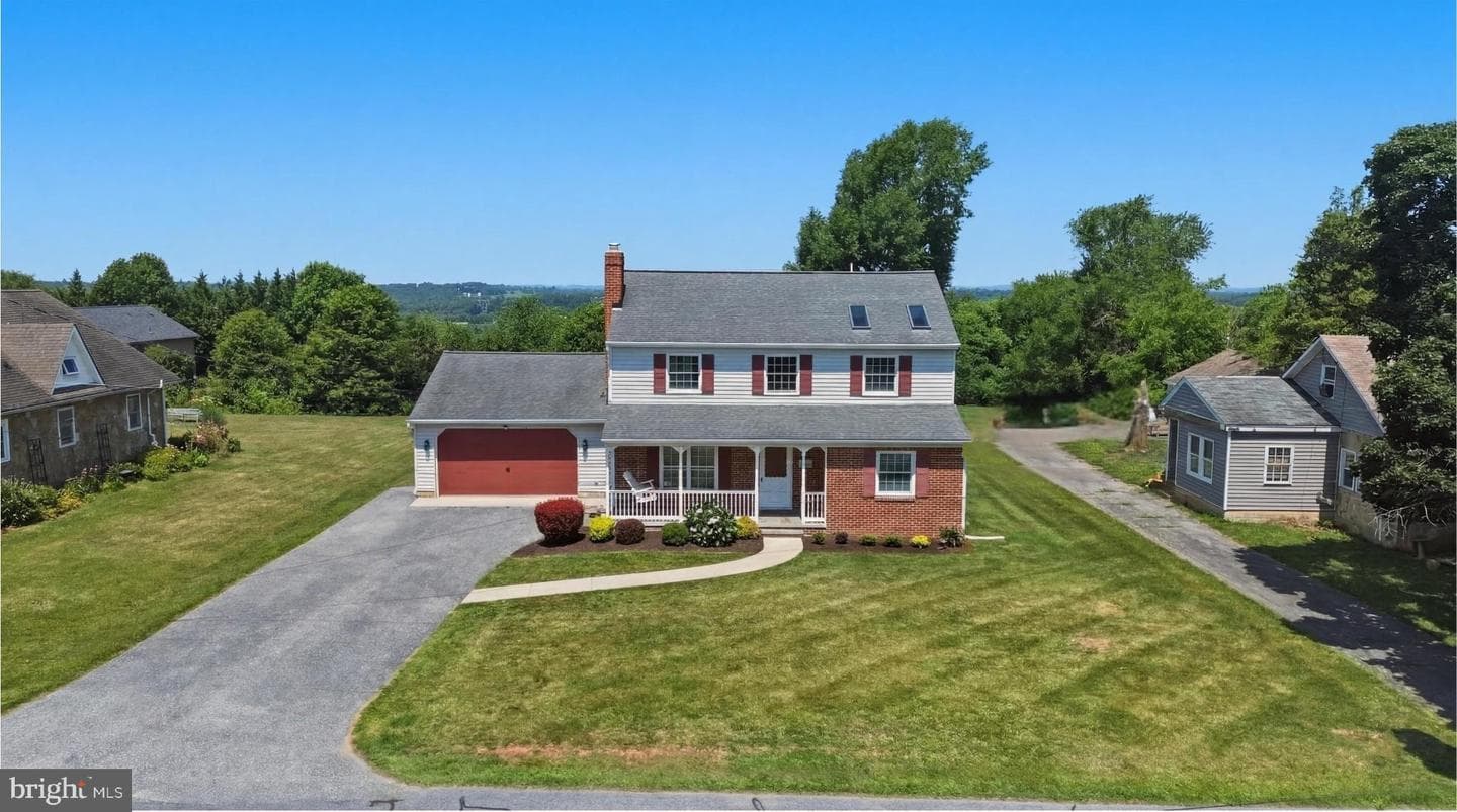 1002 N Main Street, Mount Airy
