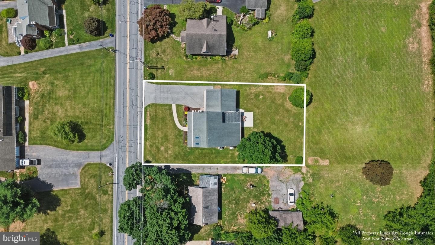 1002 N Main Street, Mount Airy